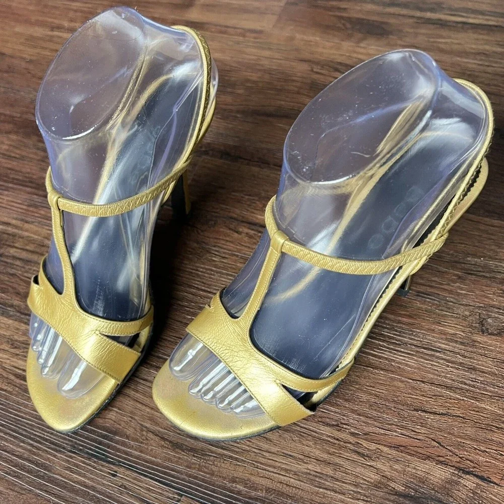 Bebe Sandals Size 6.5 Gillie Crossover Strappy Slingback Heels Metal Gold Yellow